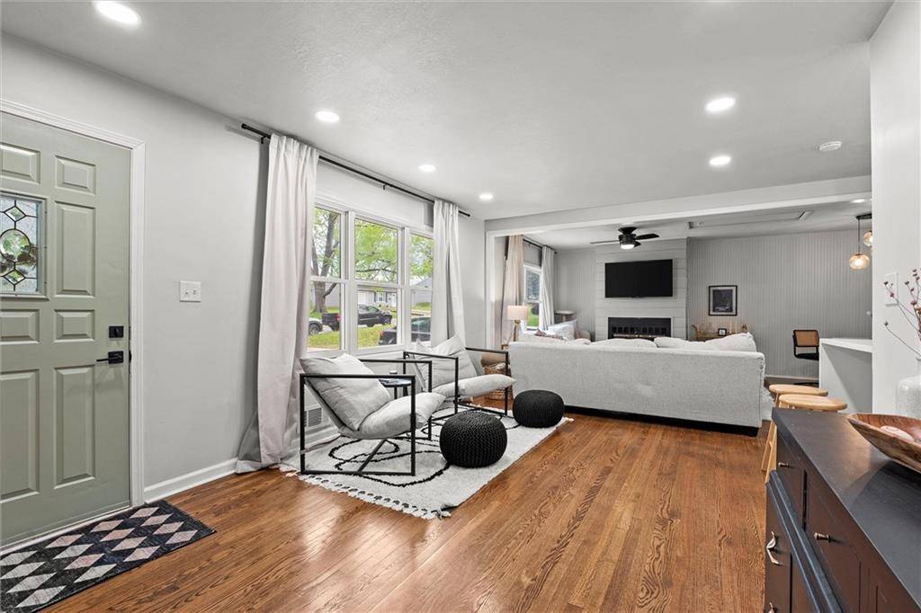 Kansas City, MO 64118,1001 NE 67th PL