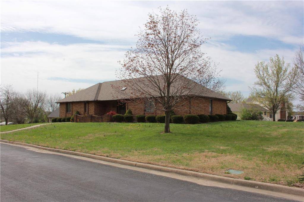 Warrensburg, MO 64093,1410 Grandview DR