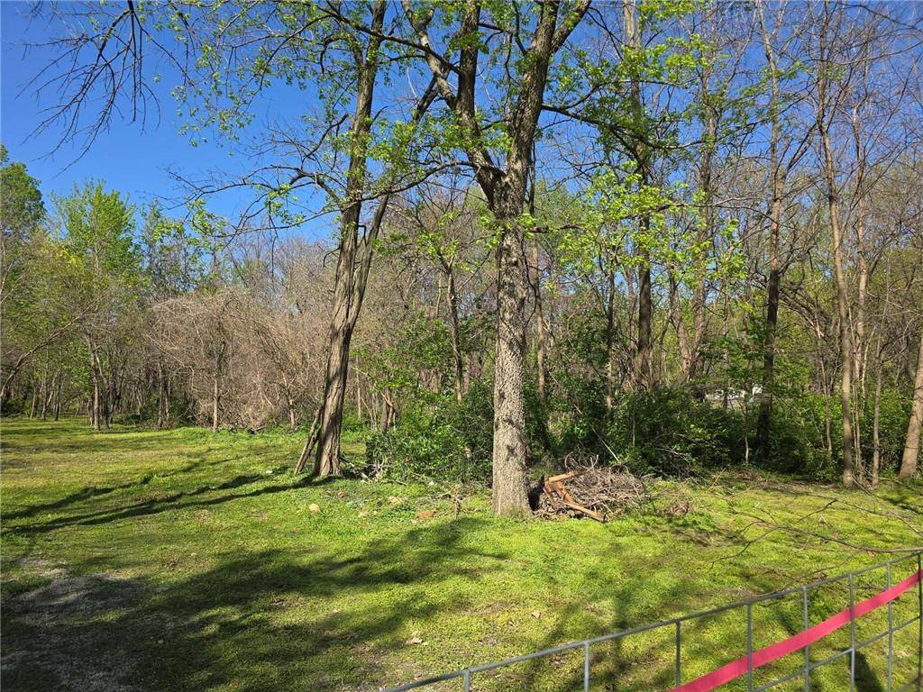 Sedalia, MO 65301,1020 W Henry ST