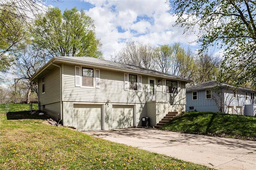Oak Grove, MO 64075,2103 S Owings ST