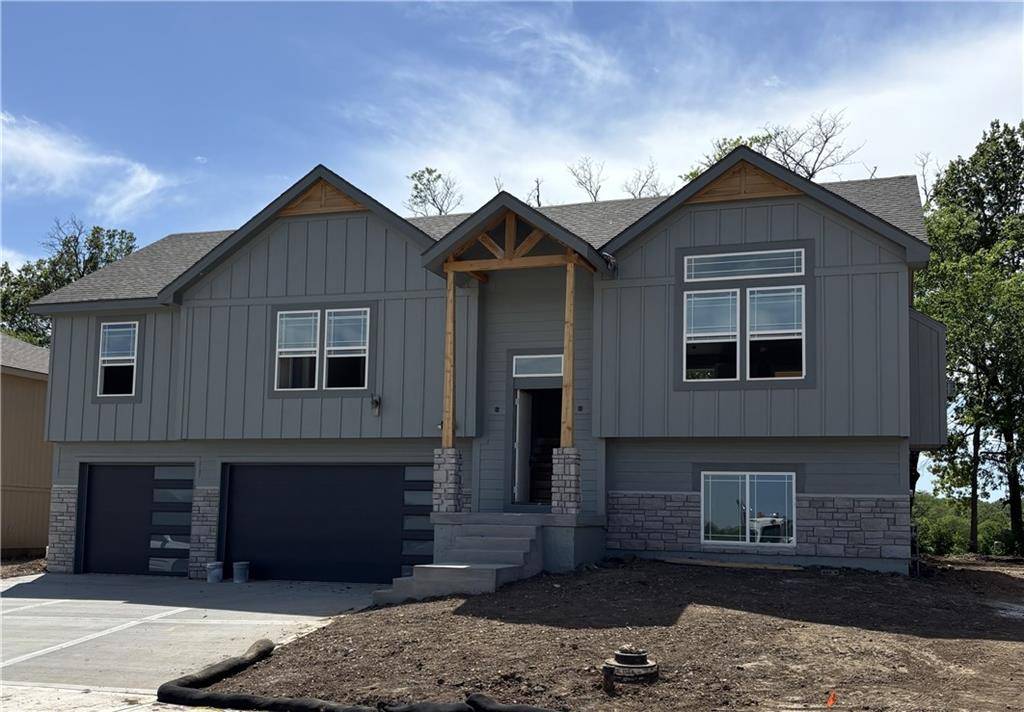 Independence, MO 64056,1308 N Holland DR