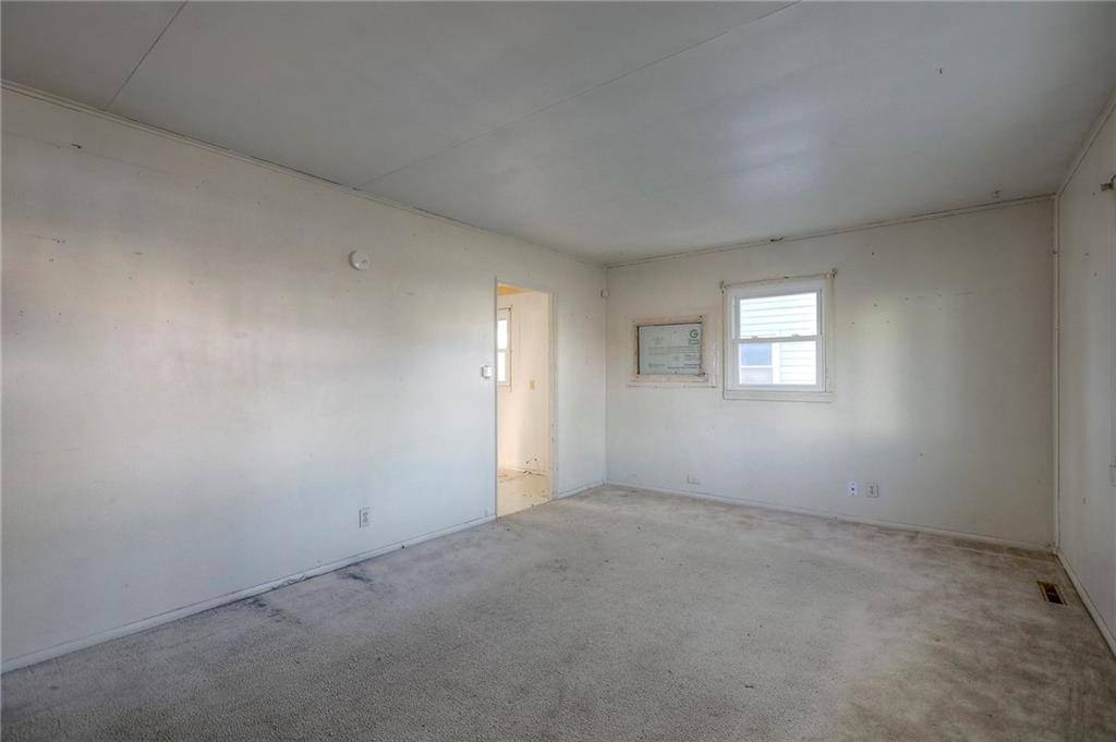 Independence, MO 64052,2321 Englewood CT