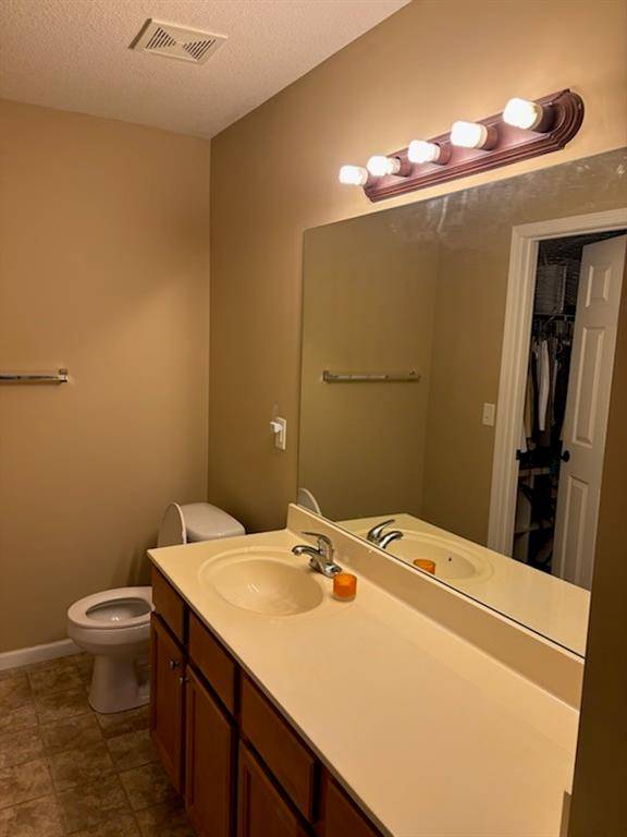 Kansas City, MO 64119,5510 NE 80th TER #3B
