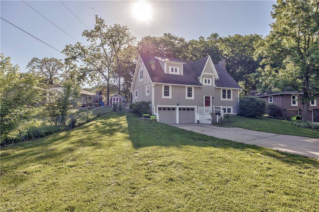 Harrisonville, MO 64701,803 Halsey CIR