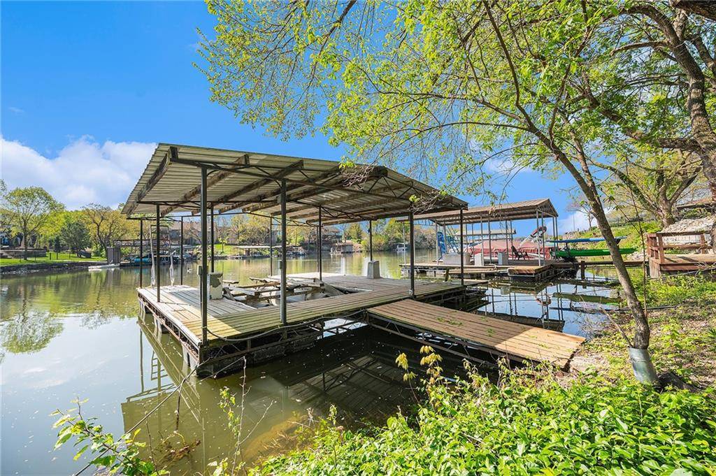 Lake Winnebago, MO 64034,484 N Winnebago DR