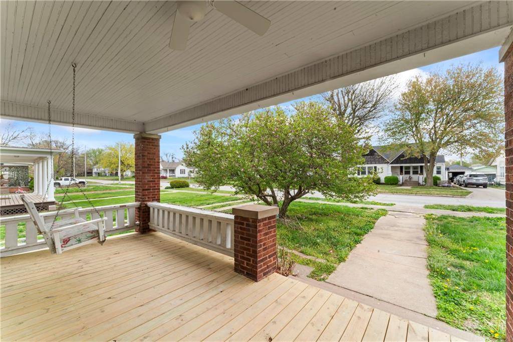 Higginsville, MO 64037,1404 Main ST