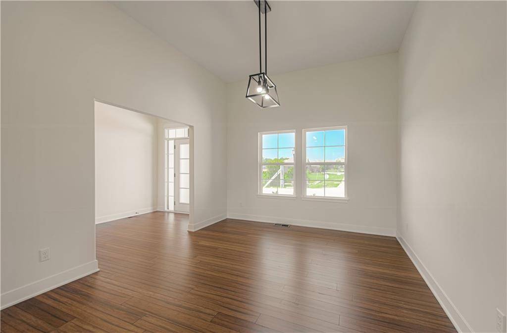Kearney, MO 64060,2211 Prairie Creek DR