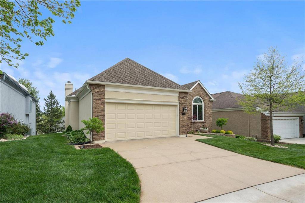 Overland Park, KS 66209,12211 Birch ST