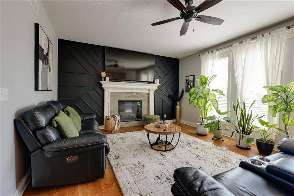 Oak Grove, MO 64075,1008 SW Whippoorwill LN