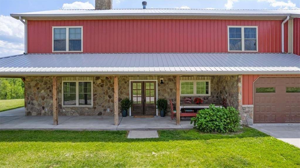 Weston, MO 64098,17625 Lober RD