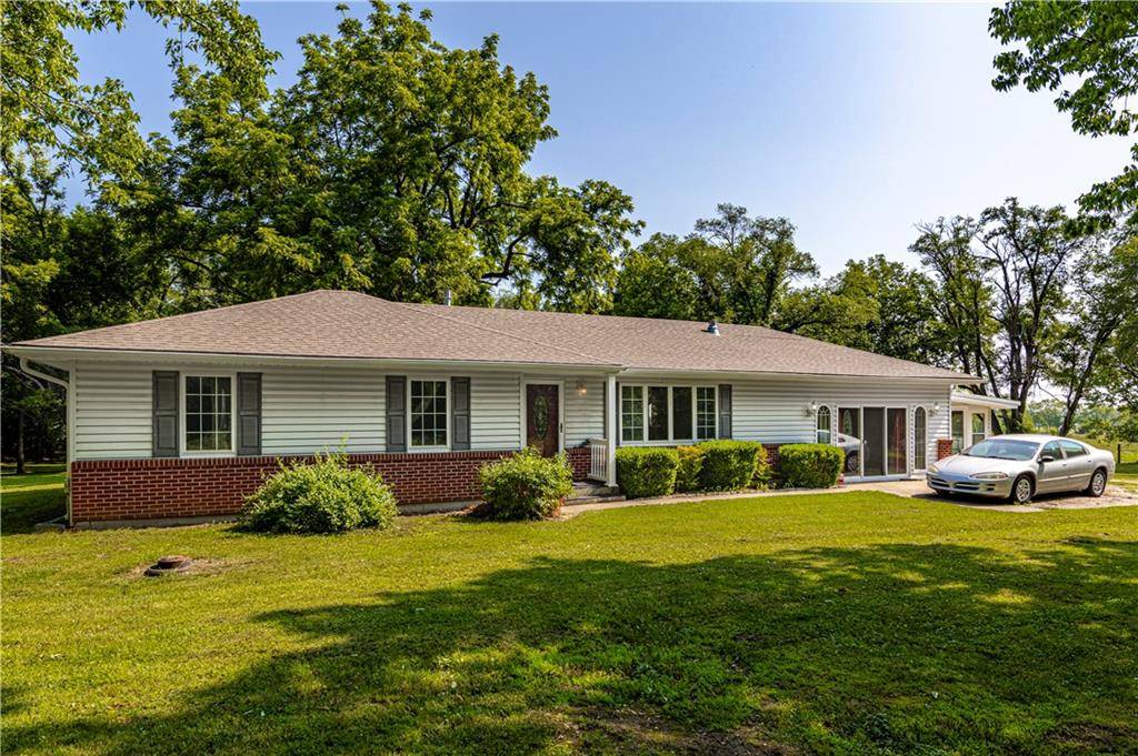 Oak Grove, MO 64075,704 SE 30 ST