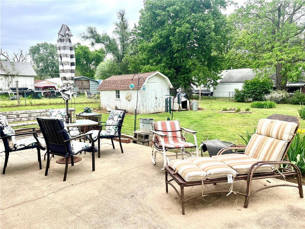 Nevada, MO 64772,1610 N Main ST