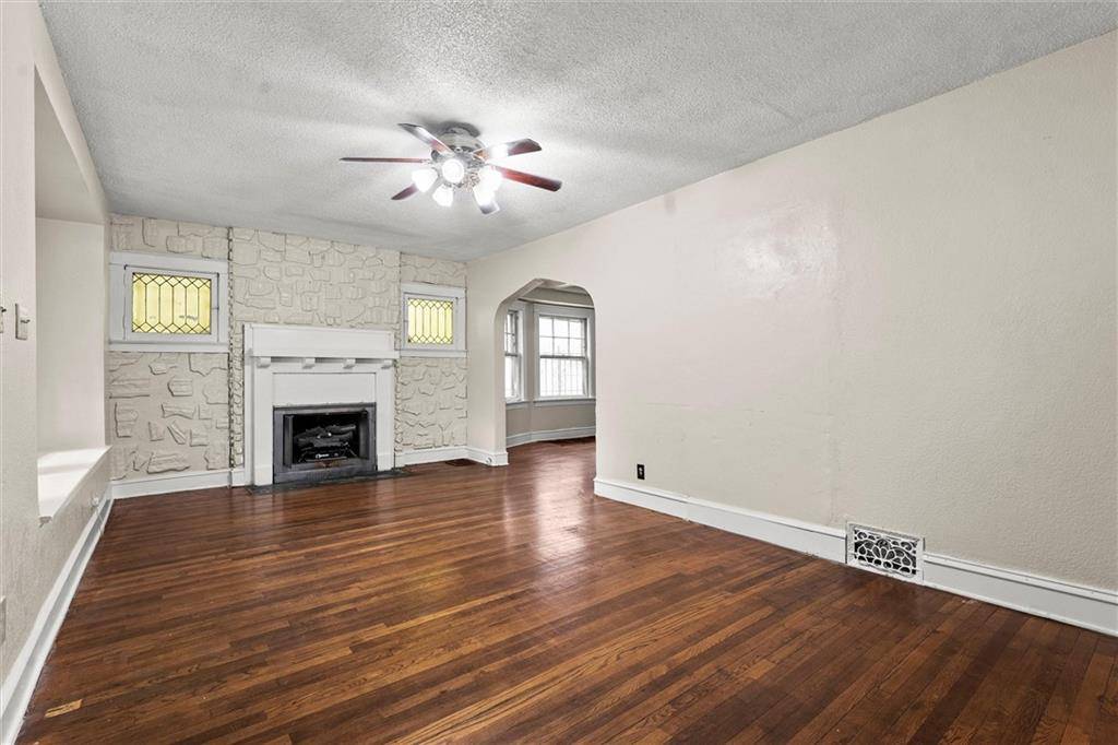 Kansas City, MO 64110,4107 Kenwood AVE