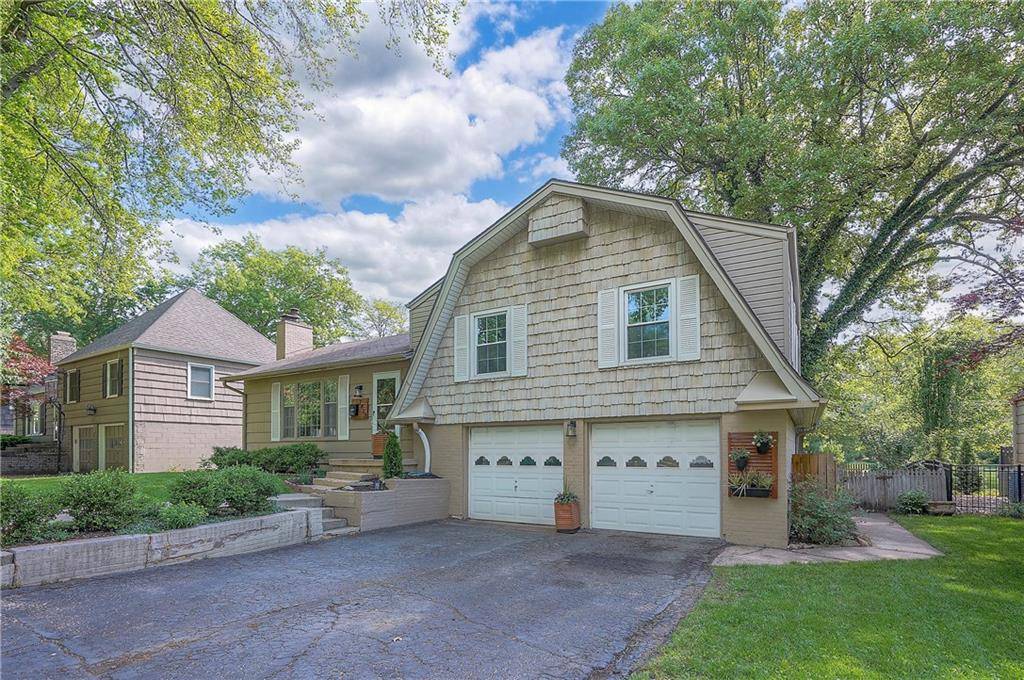 Prairie Village, KS 66208,7813 Aberdeen ST