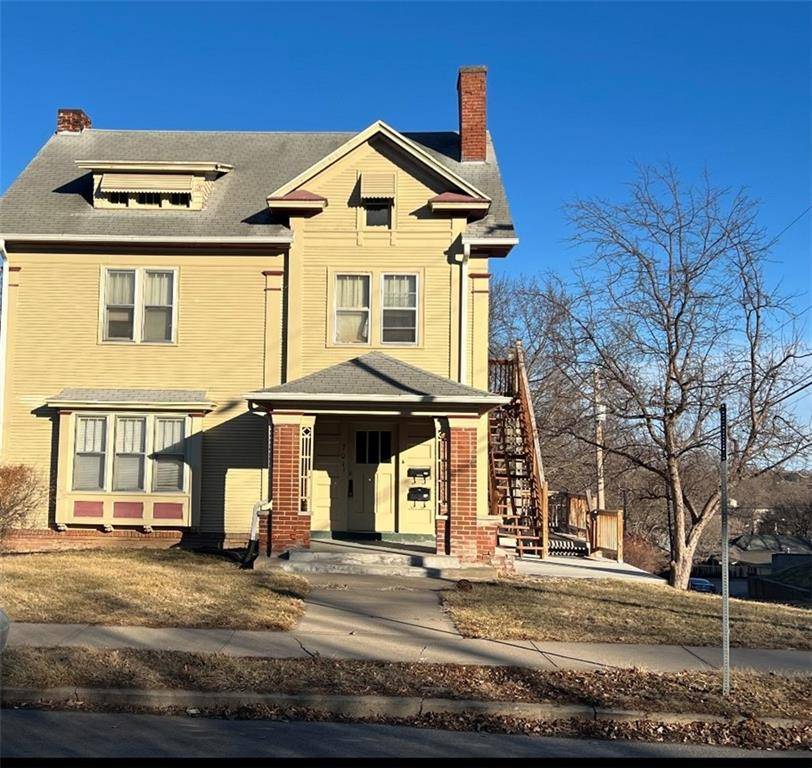 St Joseph, MO 64506,701 N 25th ST