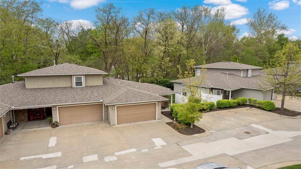 Liberty, MO 64068,384 N Clayview DR