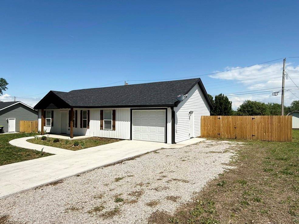 El Dorado Springs, MO 64744,103.5 Westhaven RD