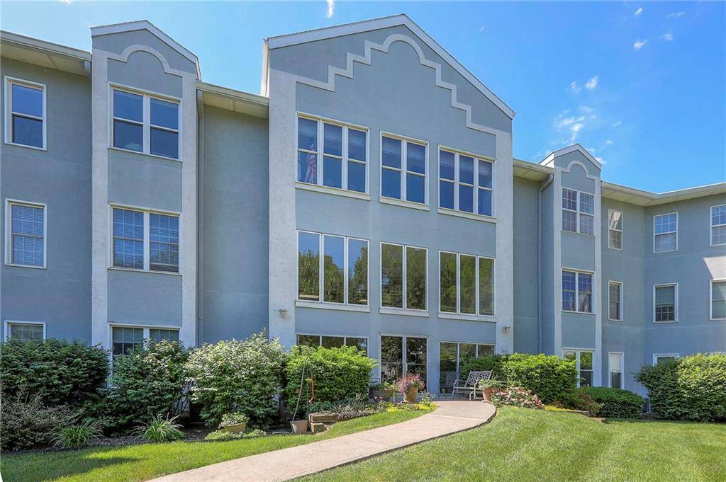 Independence, MO 64055,17800 E BOLGER RD #245-A