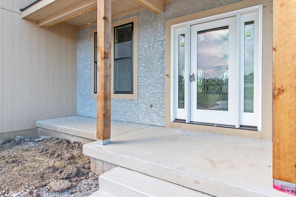 Blue Springs, MO 64029,2705 NE Wheatley DR