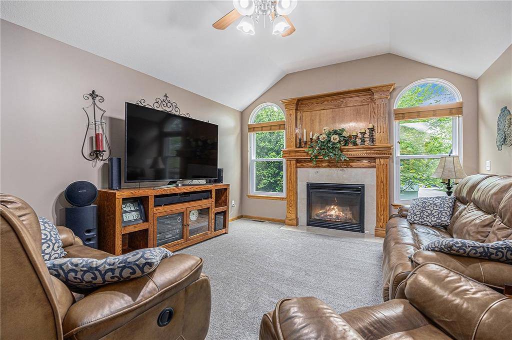 Raymore, MO 64083,1008 Granada DR
