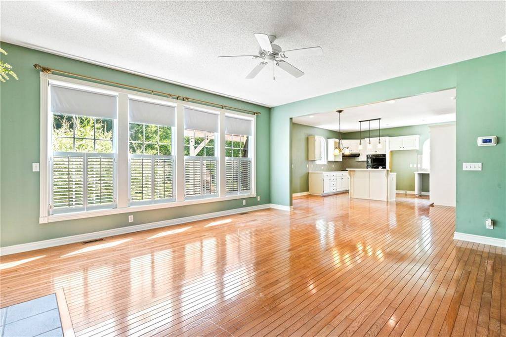 Shawnee, KS 66218,21710 W 61st ST