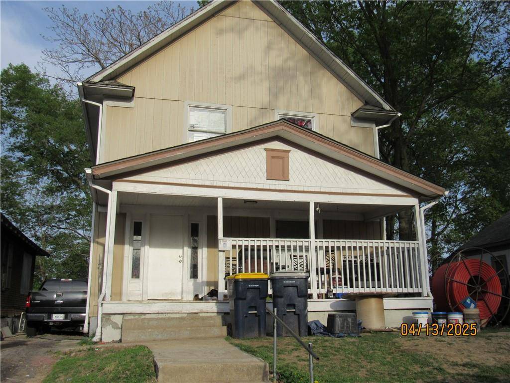 Kansas City, MO 64125,729 Ewing AVE