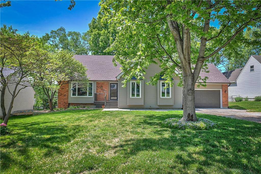 Gladstone, MO 64119,6302 N Askew AVE