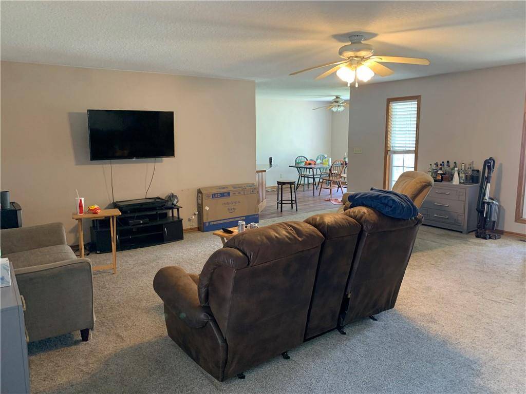 Frontenac, KS 66763,1019 S Hugh ST