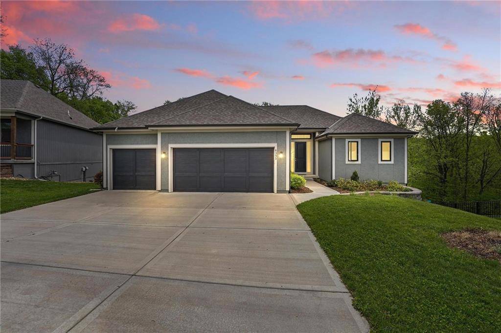 Parkville, MO 64152,6395 Sioux DR