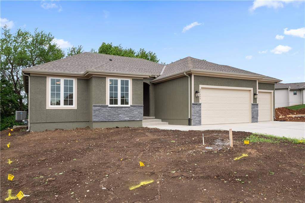 Olathe, KS 66061,25316 W 148th ST