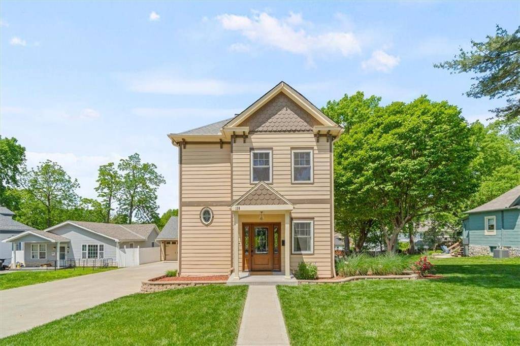 Independence, MO 64050,128 W Sea AVE