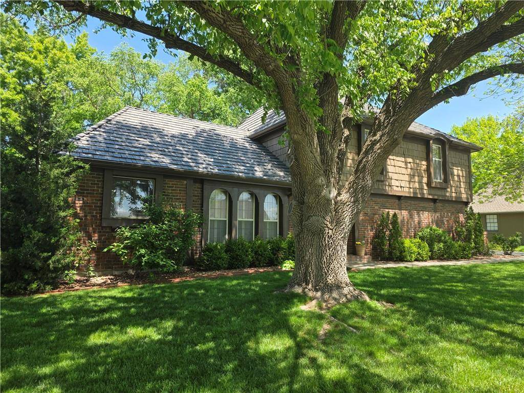 Overland Park, KS 66212,9604 W 106th ST
