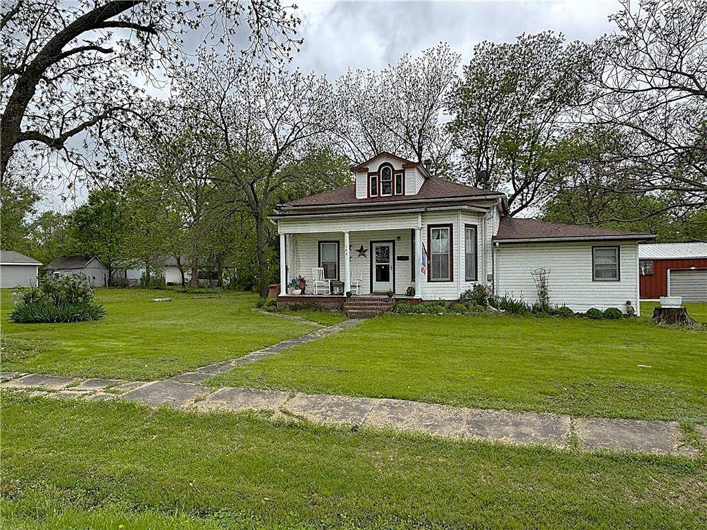Garden City, MO 64747,109 S State Route F N/A