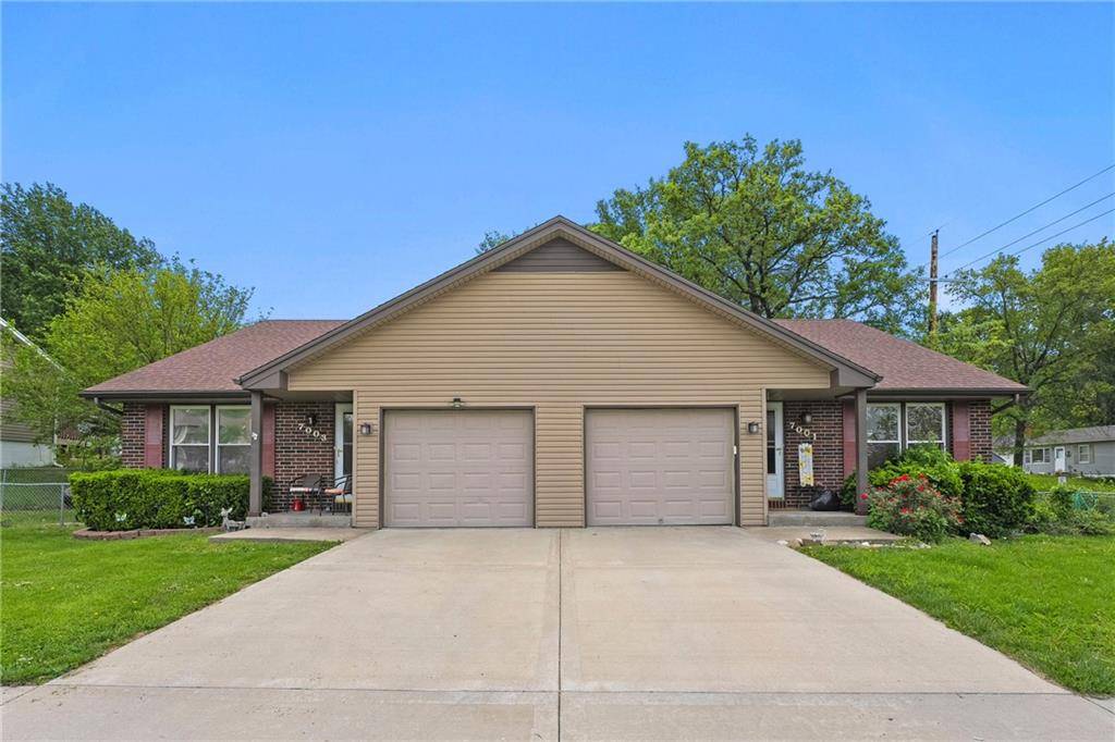 Pleasant Valley, MO 64068,7001 Sobbie RD