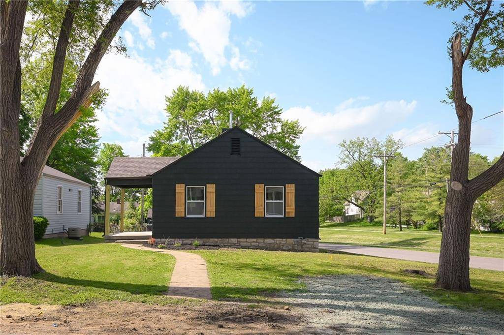 Kansas City, MO 64114,117 W 80th TER