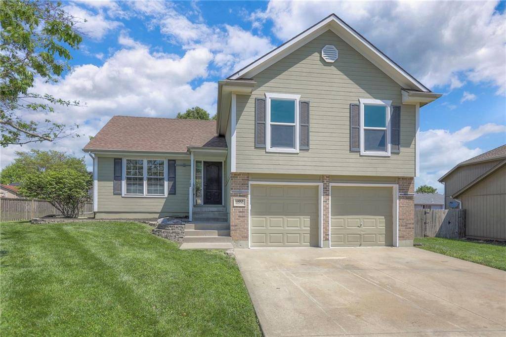 Raymore, MO 64083,1102 Manse DR