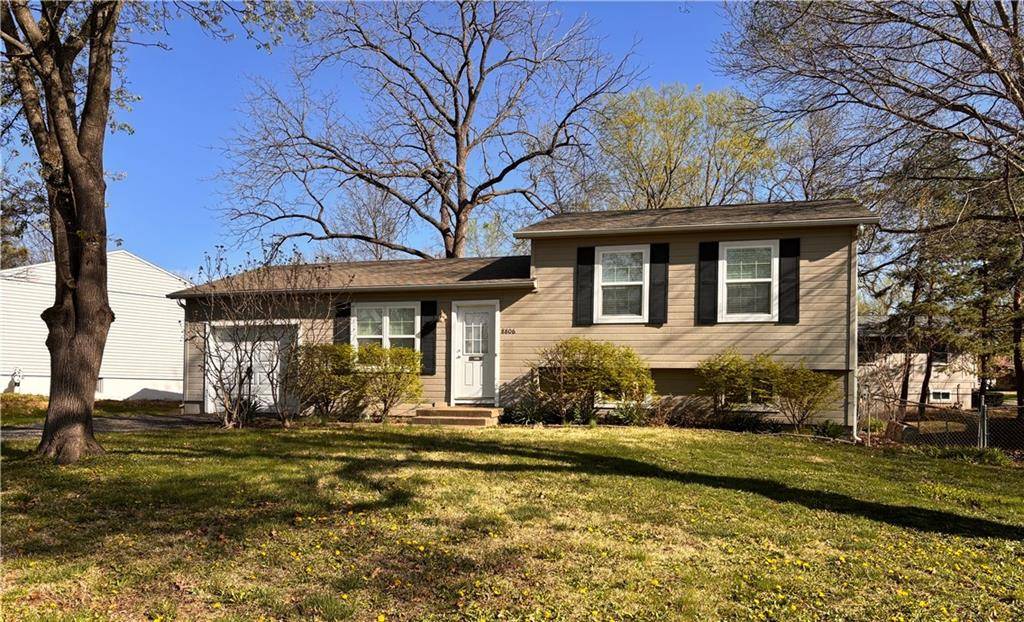Overland Park, KS 66212,8806 W 101st ST