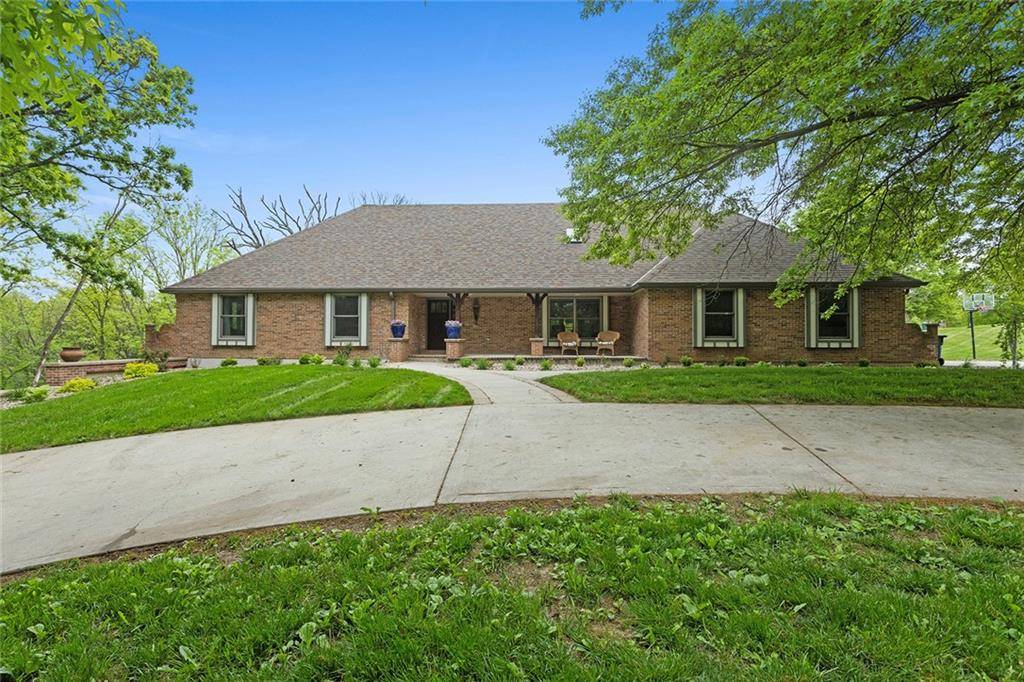 Kearney, MO 64060,17610 Riverbend RD