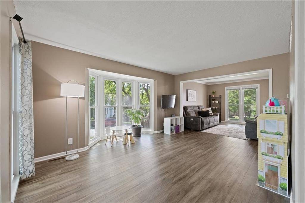 Olathe, KS 66061,11408 S Hunter DR