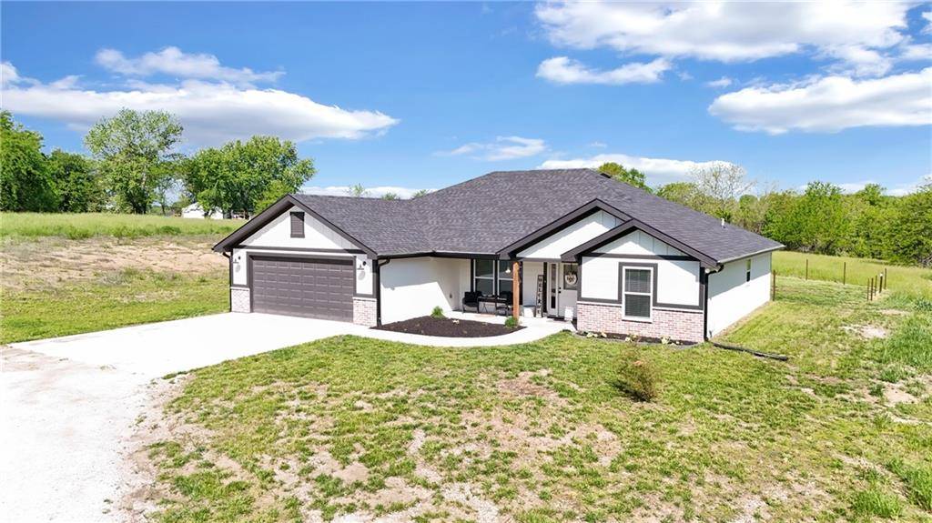 Holden, MO 64070,260 NW 1201st ST