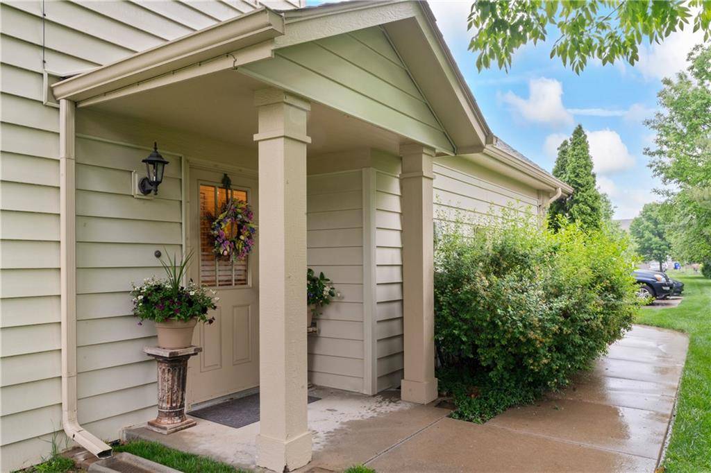 Lenexa, KS 66227,23435 W 89th TER