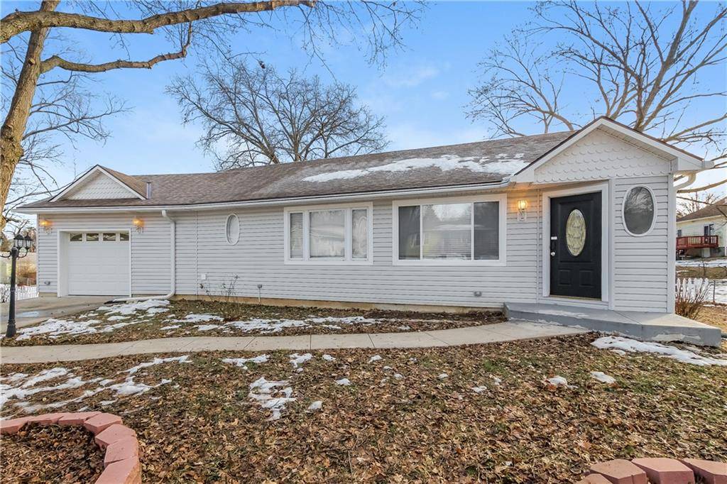 Leavenworth, KS 66048,1507 Grand AVE
