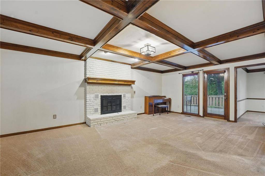 Kansas City, MO 64116,4413 NW Claymont Woods DR