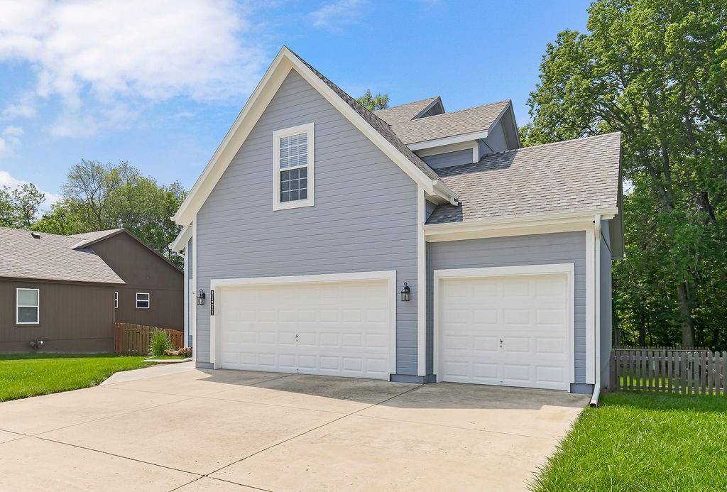 Spring Hill, KS 66083,21211 W 227th ST