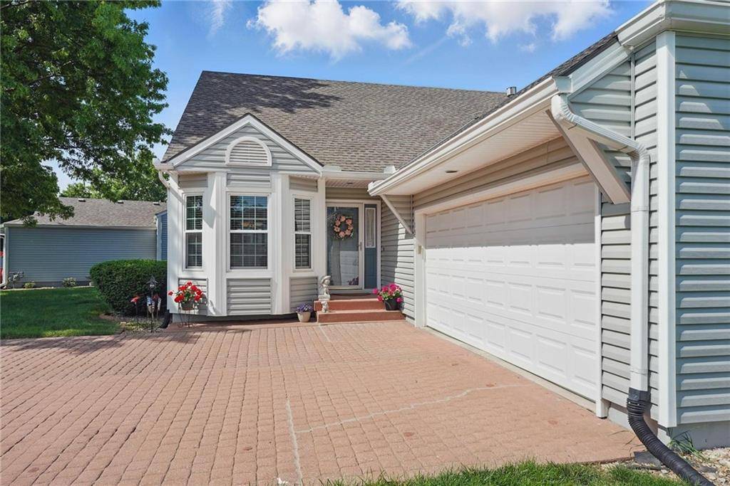 Blue Springs, MO 64015,1515 NW Primrose LN