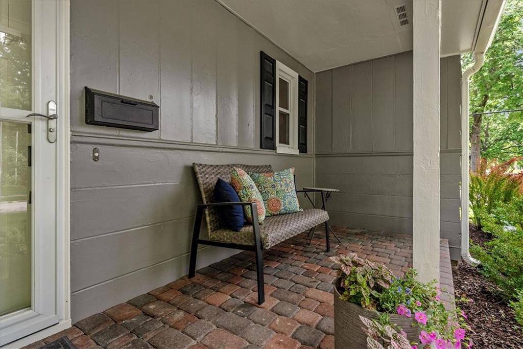 Leawood, KS 66206,2819 W 89th ST