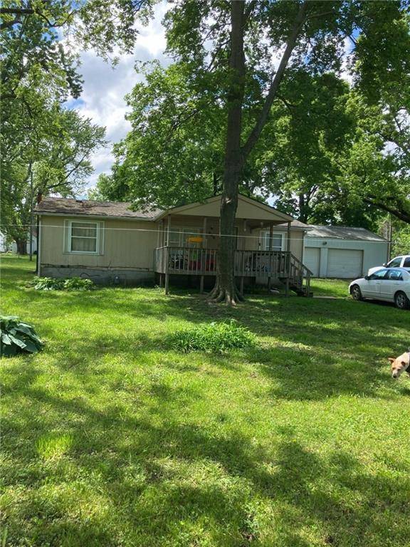 Pleasanton, KS 66075,206 W 5th ST
