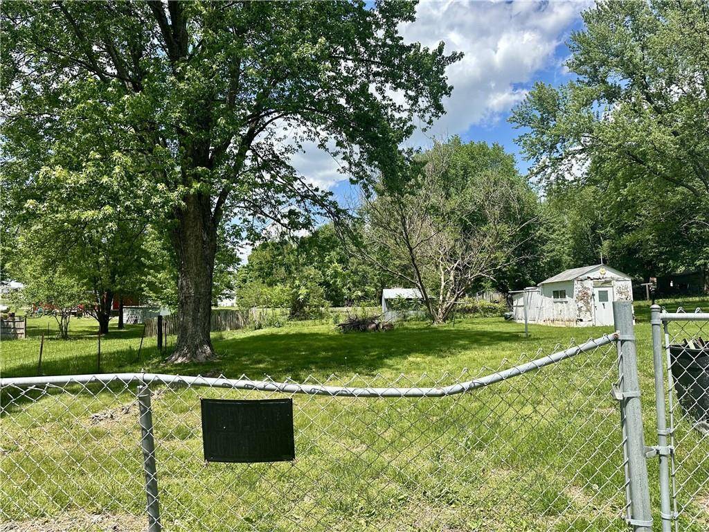 Excelsior Springs, MO 64024,32572 Magnolia LN