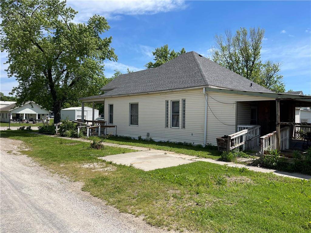 Humboldt, KS 66748,1201 Bridge ST