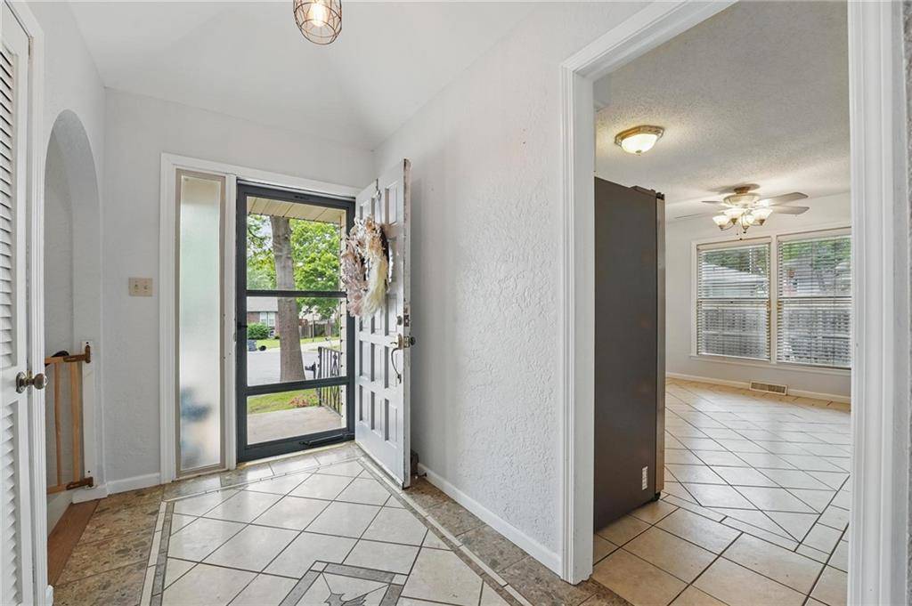 Blue Springs, MO 64014,504 NW Brett CIR